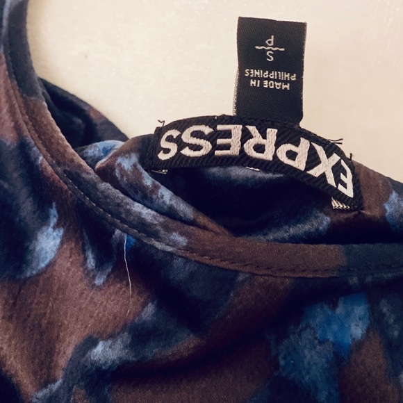 EXPRESS Leopard Dress - Picture 9 of 9